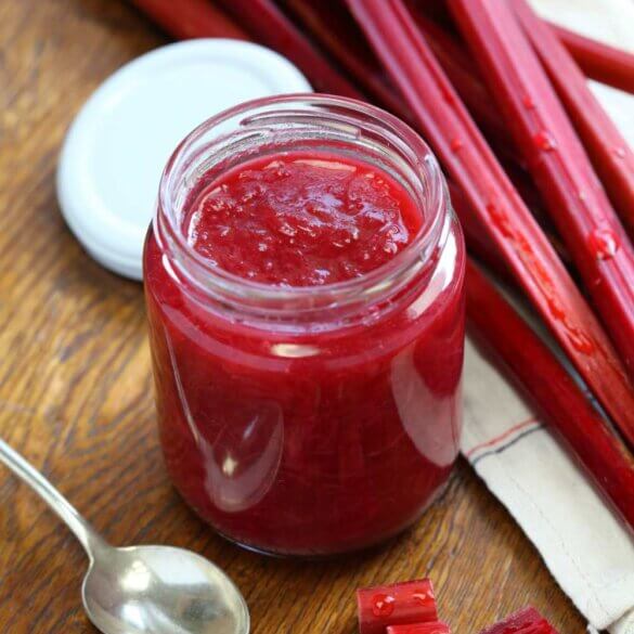 Confiture de rhubarbe et framboise au guarana