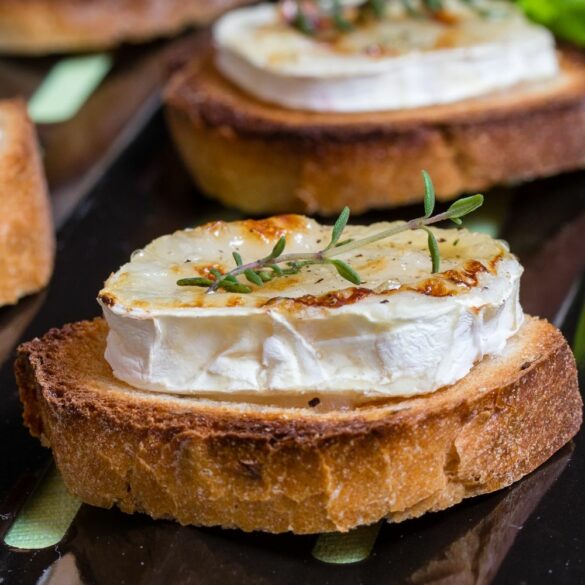 Tartines de fromage au melon au poivre Timut
