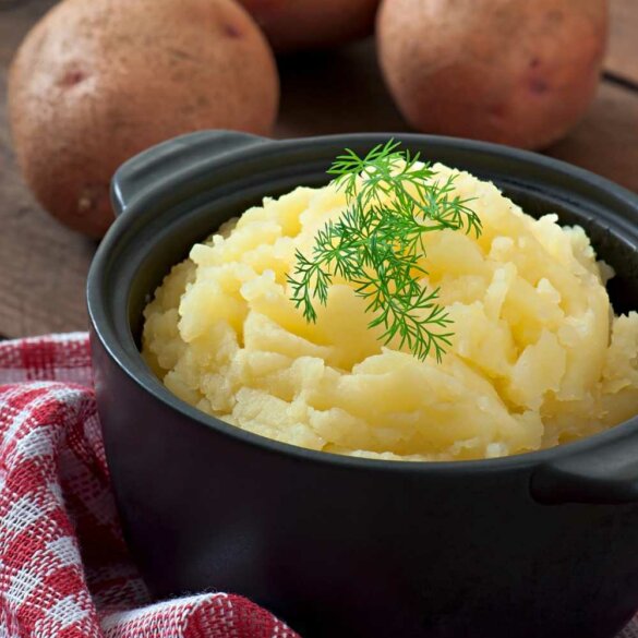 Purée de Pommes de Terre à la Fève Tonka Une Touche d’Exotisme dans un Classique