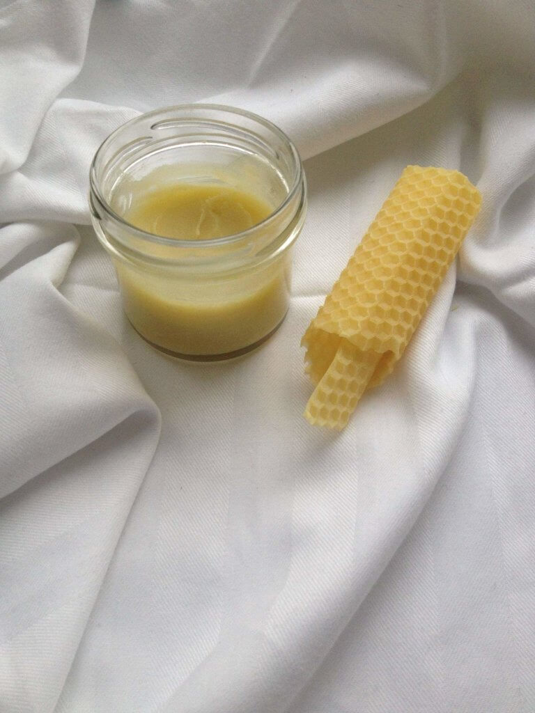 Recette de Petits pots de crème miel, cannelle et extrait de vanille