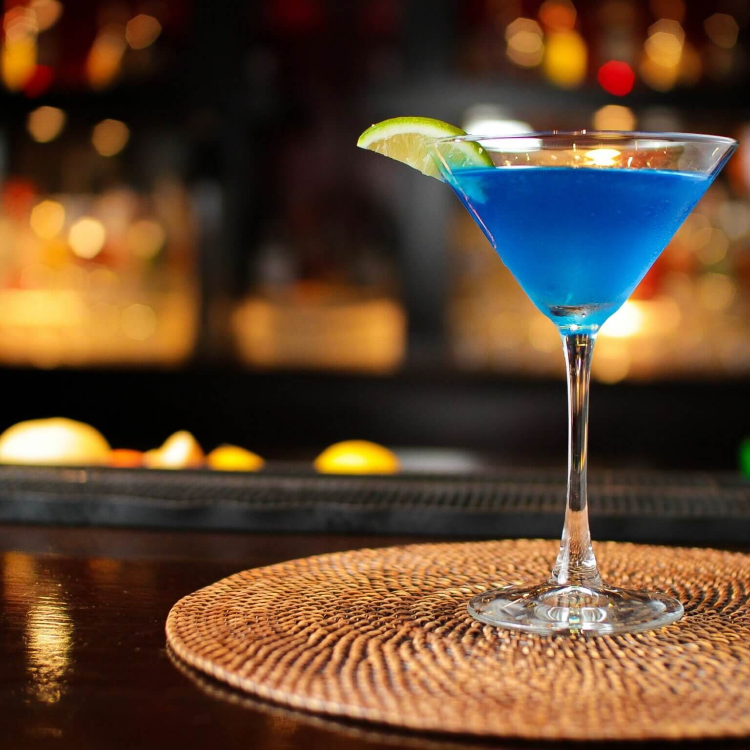 Comment faire le cocktail Blue Lady - Le Comptoir de Toamasina