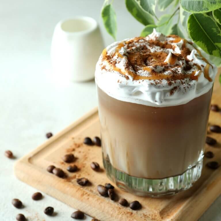 Cafés glacés et lattes