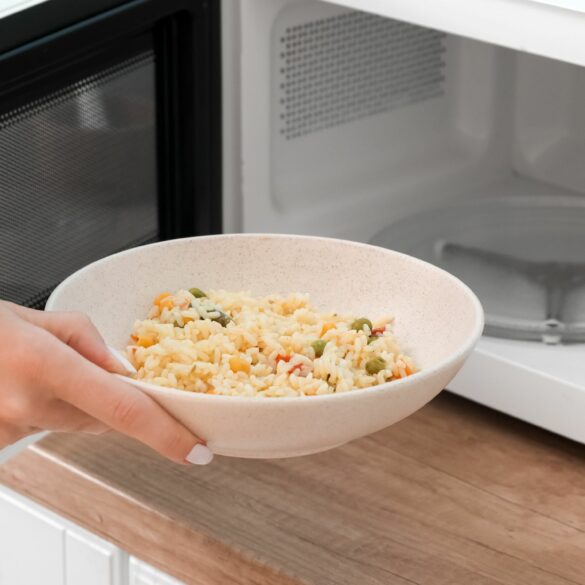 Le micro-ondas permet de préparer un riz parfait Le micro-ondas permet de préparer un riz parfait
