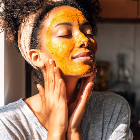 Le Guide Expert du Masque au Curcuma pour une Peau Transformée Le Guide Expert du Masque au Curcuma pour une Peau Transformée