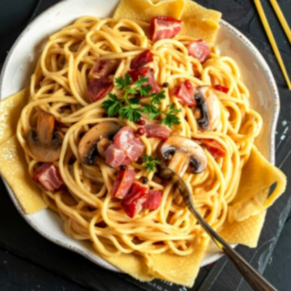 Pâtes crémeuses à la Pancetta Le Plat Doudou sublimé par le Poivre Blanc.