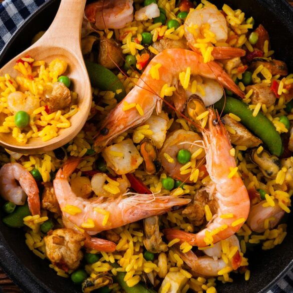 La Vraie Paella Espagnole Recette Traditionnelle, Conseils et Secrets pour Réussir ce Plat Emblématique.