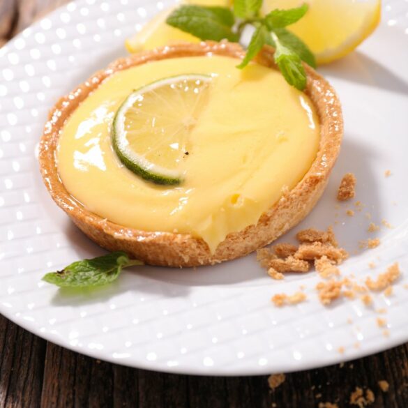 La tarte au citron réinventée au combava de Madagascar