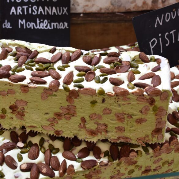 Nougat blanc maison aux amandes et pistaches