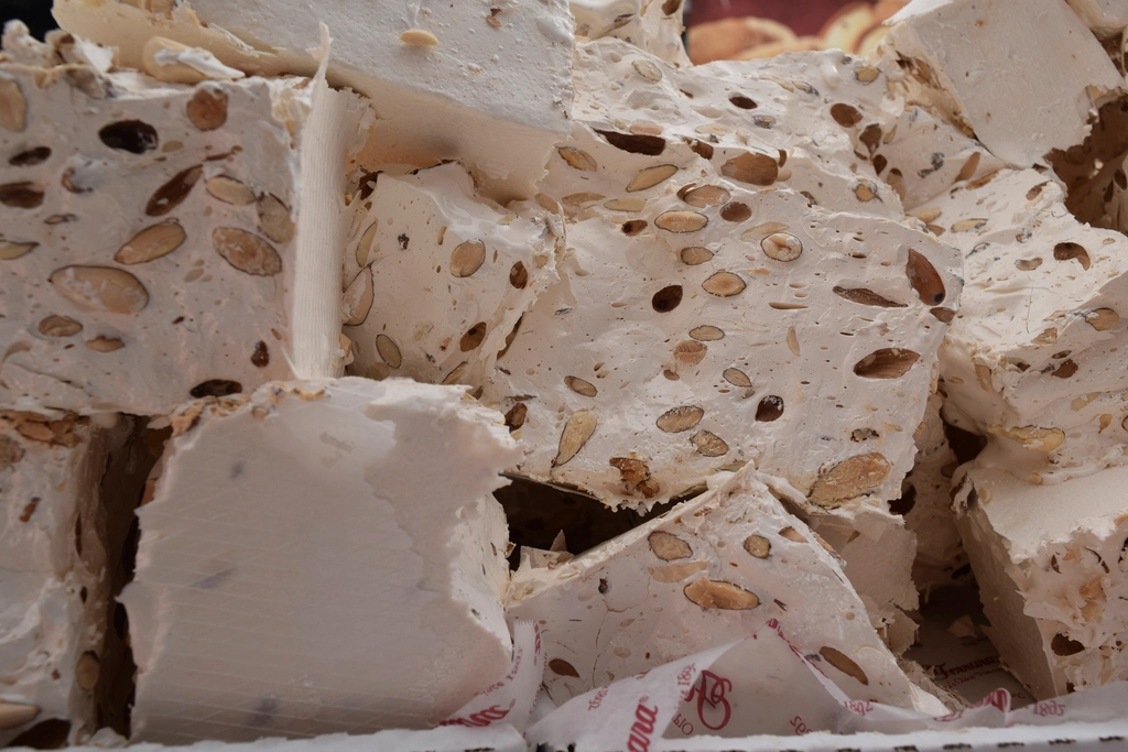Barres de nougat, confiserie traditionnelle